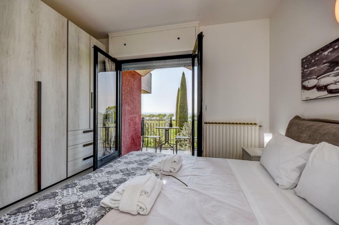 Holiday Sirmione Apartments 外观 照片
